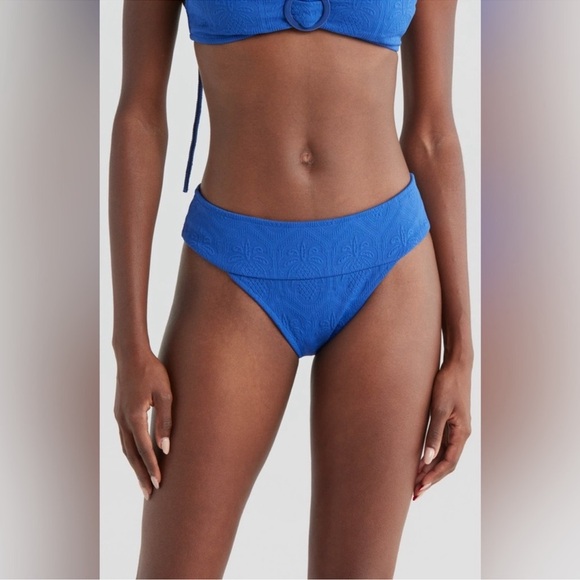 Set - Farm Rio Blue Pineapple Matelasse Bikini - Picture 3 of 11